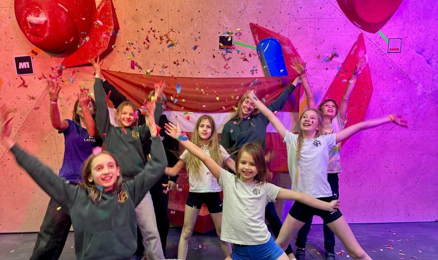 Mood Masters Young 2025