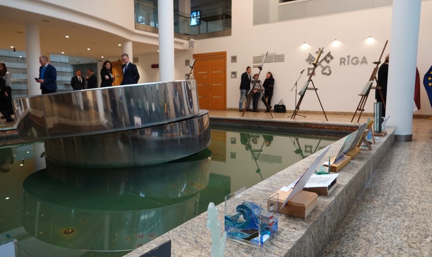 6.Latvijas jaunatnes stikla mākslas konkurss-izstāde